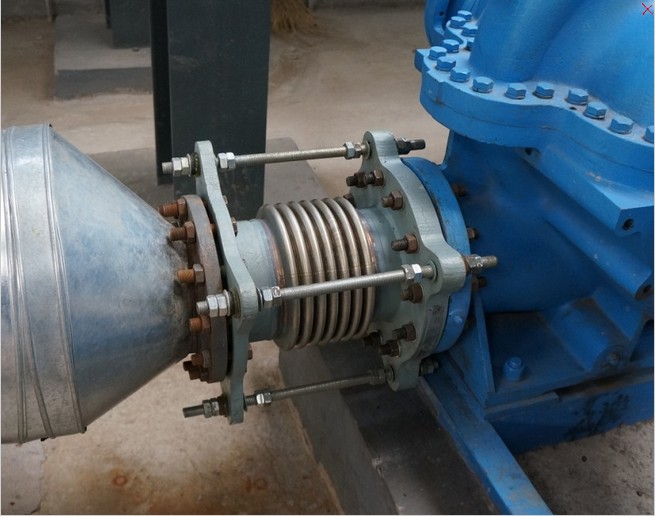 泵連減震型波紋補償器