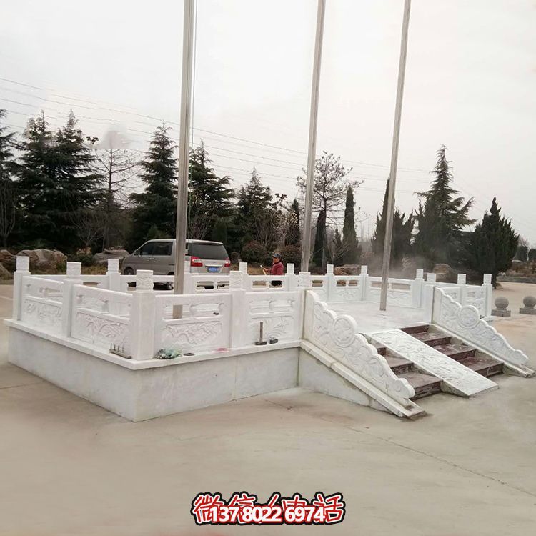 紀(jì)念中國母親河流運(yùn)動(dòng)——精美石雕升旗臺(tái)