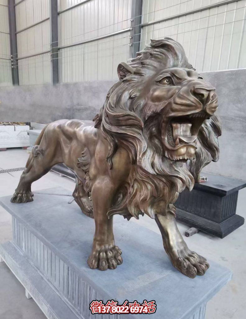 銅雕塑——鑄銅獅子，線條流暢，富有動(dòng)感，栩栩如生